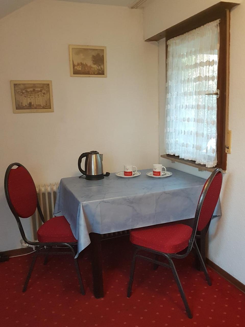 Pension Streng-Reinhardt Ostfildern Extérieur photo